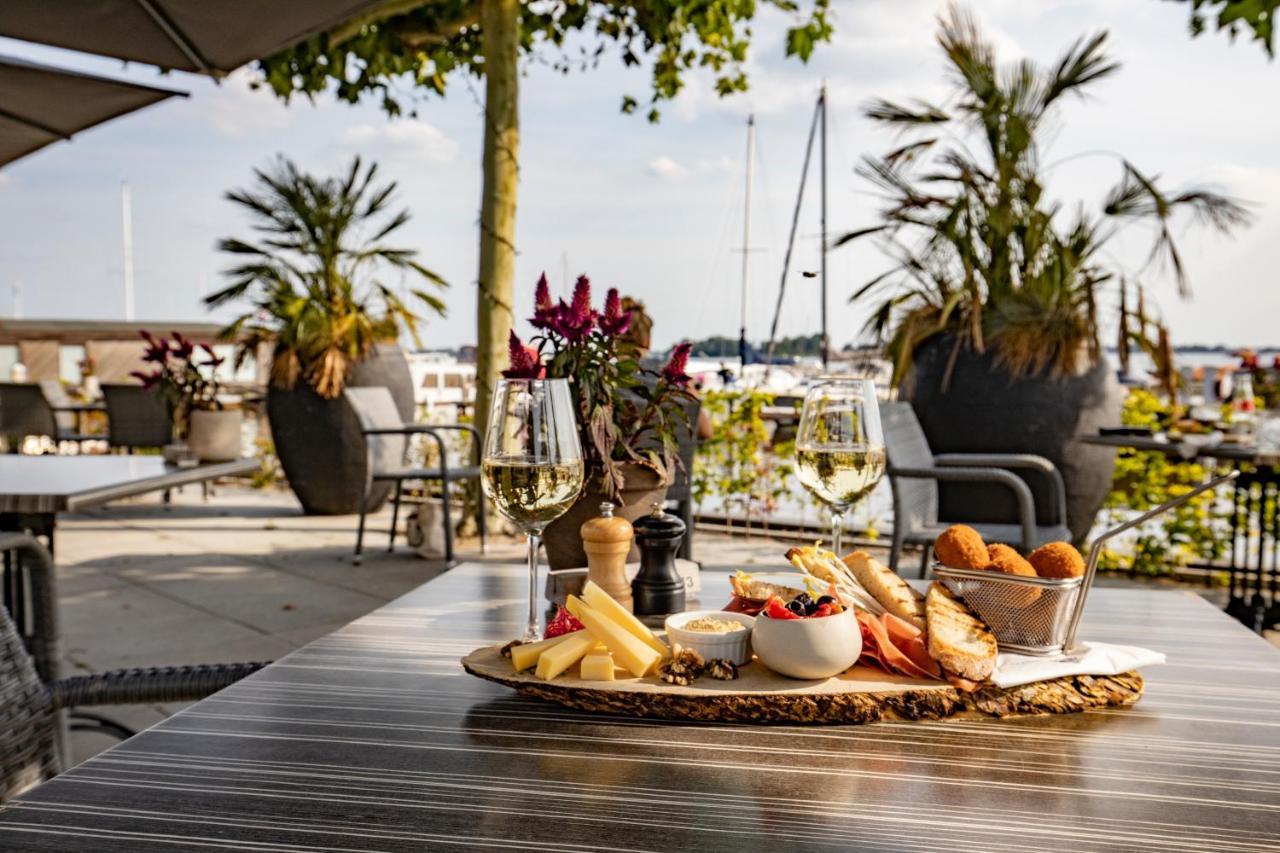 Fletcher Hotel Restaurant Loosdrecht-Amsterdam Exterior foto